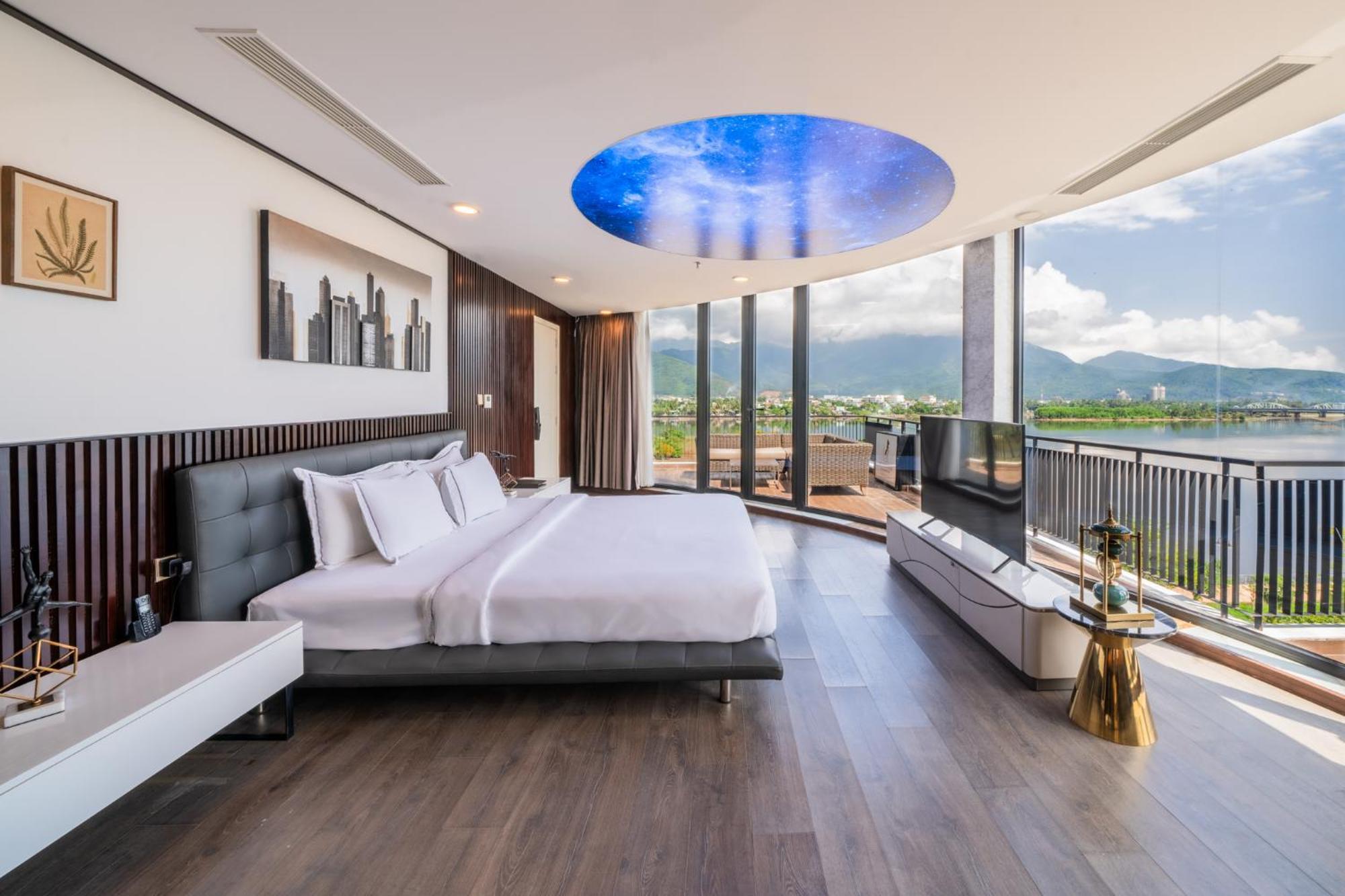 Cami Riverside Resort Da Nang Exterior photo