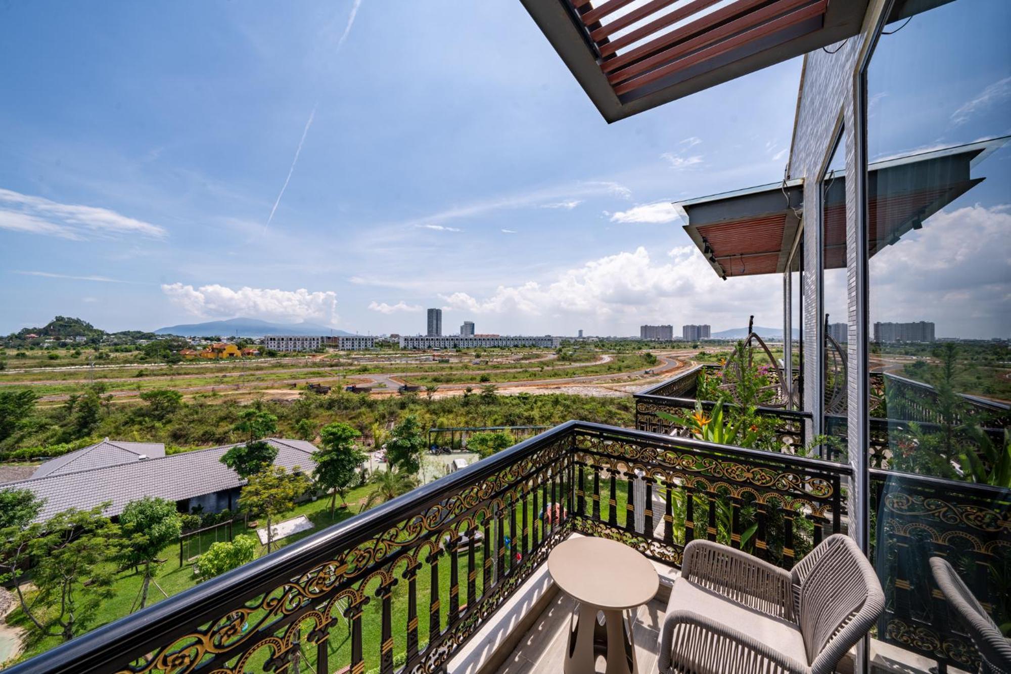Cami Riverside Resort Da Nang Exterior photo