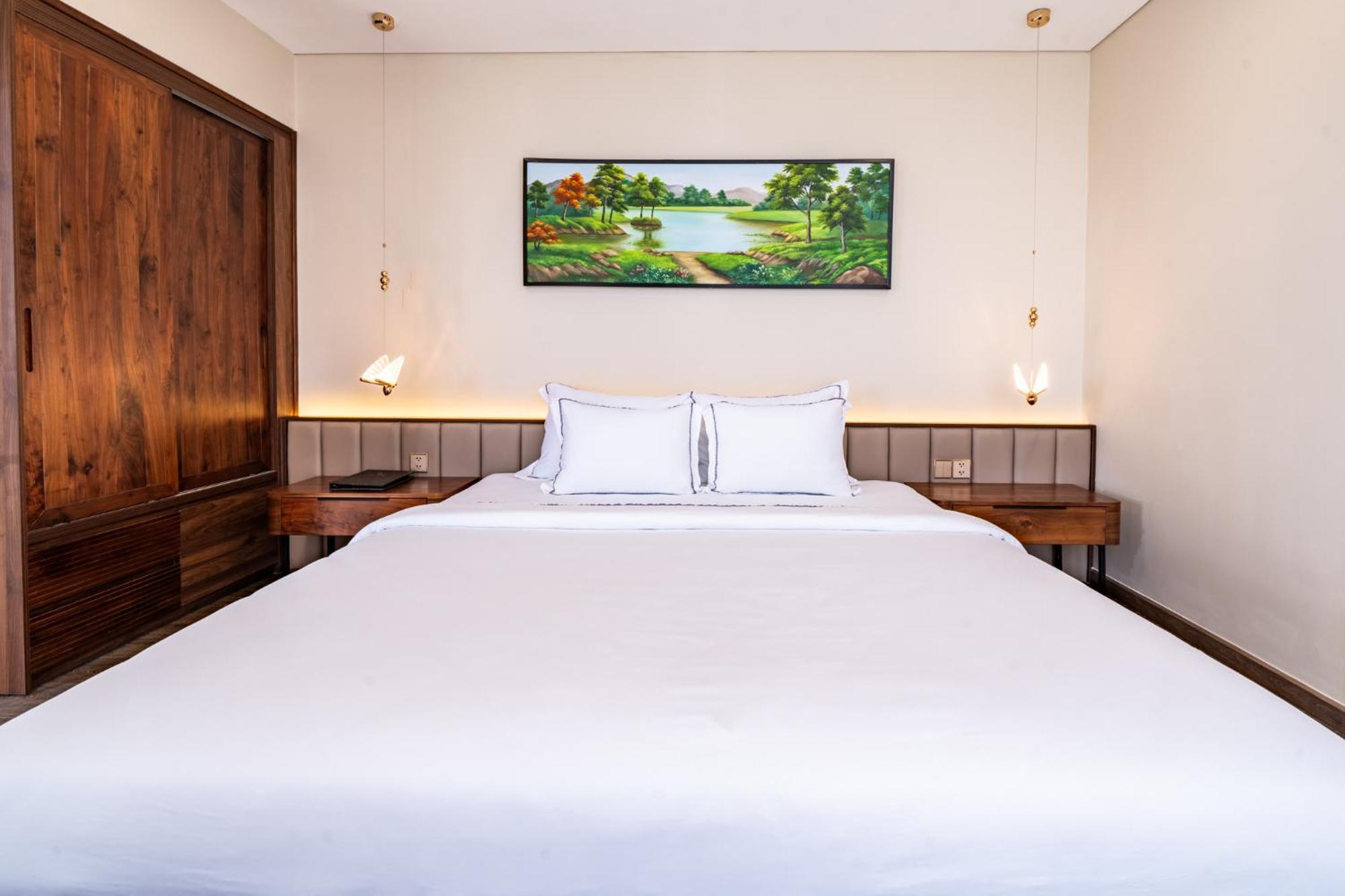 Cami Riverside Resort Da Nang Exterior photo